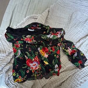 Alice + Olivia SERITA DRAPE TOP IN BLOOMING BOUQUET